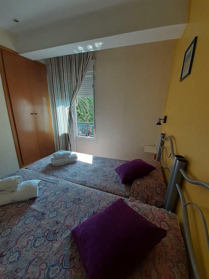 Hostal Puig Rom Roses Extérieur photo